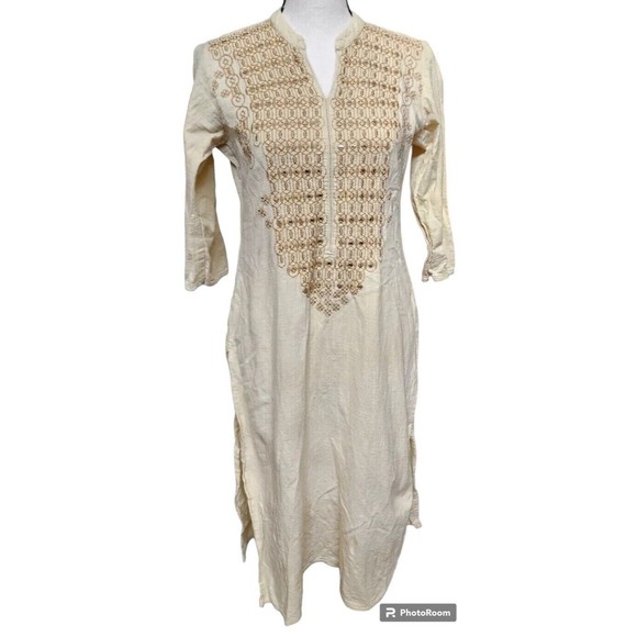 Saachi Other - Saachi Kurta Embellished Embroidered Size Small Wearable Art